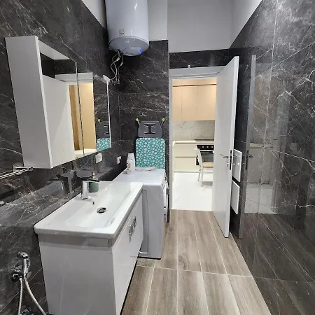 Apartmán Center Unit For Rent Tirana