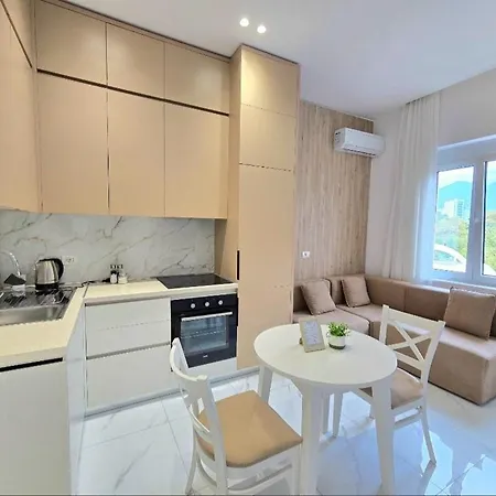 Center Unit For Rent